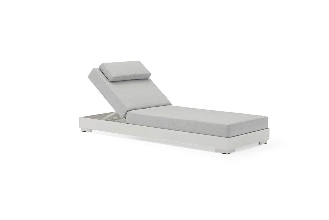 Sky Chaise